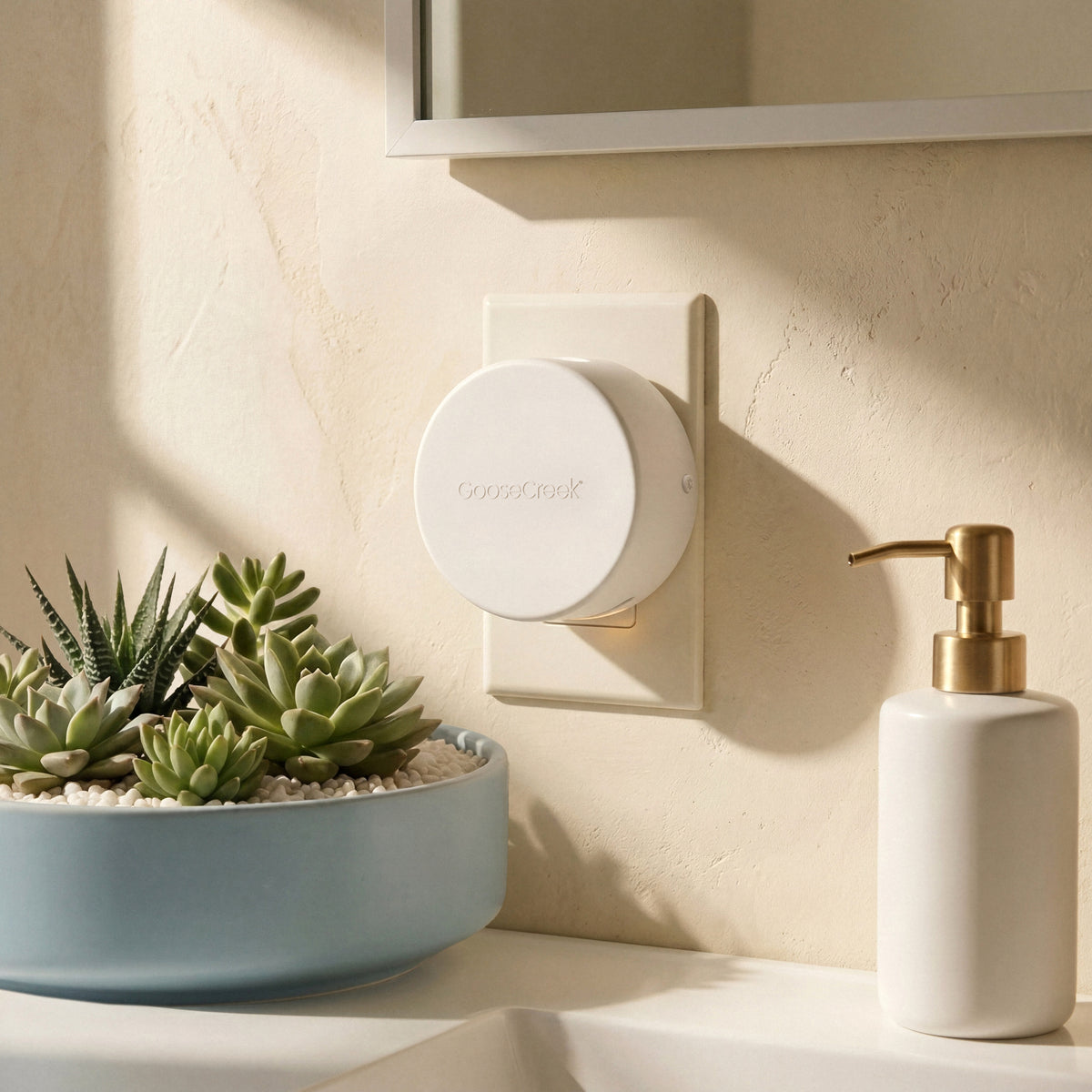 Signature Home Diffuser Plug-In | Goose Creek – Goose Creek Candle