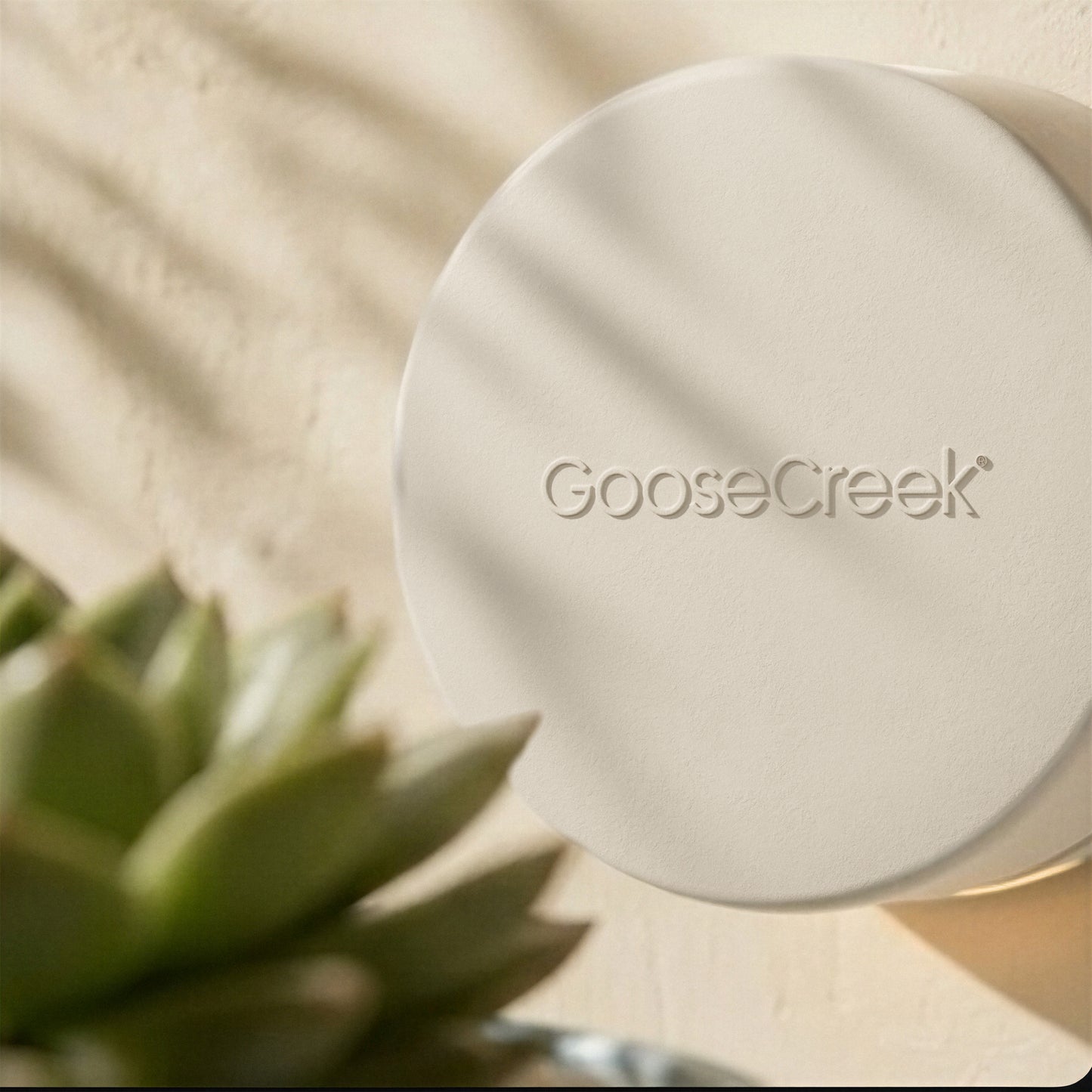 Signature Home Diffuser Plug-In